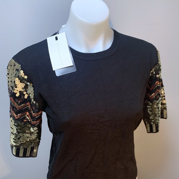 NWT  Endless Rose SEQUINED CREW NECK PULLOVER   - Medium - Picture 3 of 7